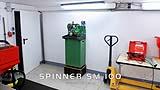 020 Spinner SM100 Stichelschleifmaschine mit Licht, Steckdose und Podest.jpg