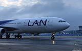 018 LAN Chile A340.jpg