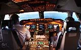 001 Cockpit Boeing 747-400.jpg